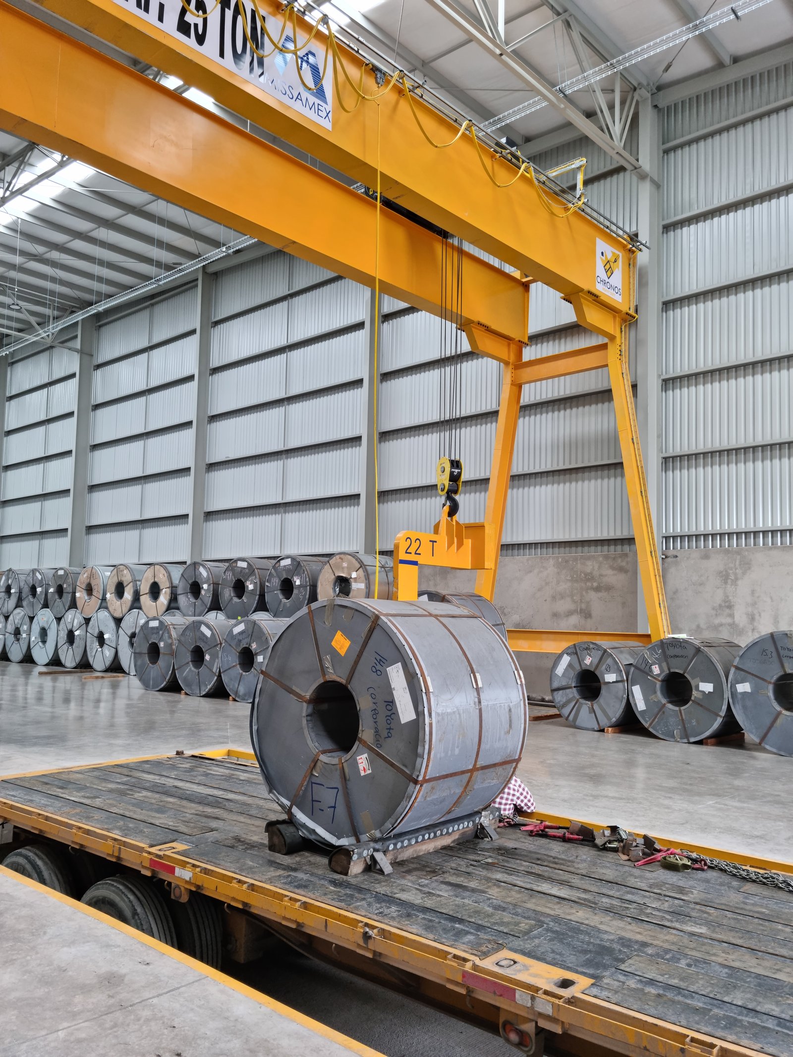 Rollos de acero en almacén Heavy Duty Chronos